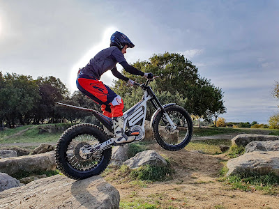 Lithium Bikes à Plailly