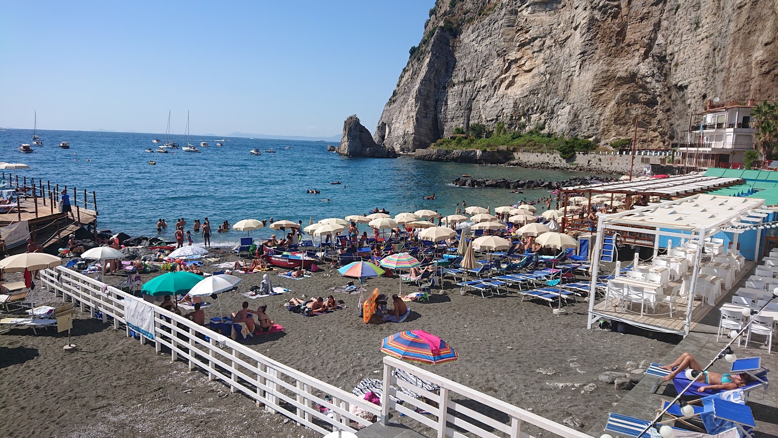 Foto van Spiaggia di Meta II met gemiddeld niveau van netheid