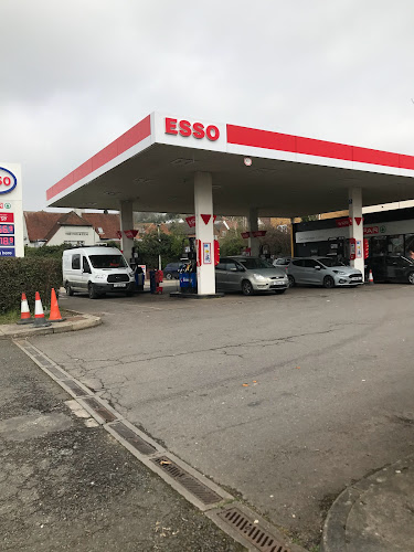 Reviews of ESSO EG TUFFLEY in Gloucester - Gas station