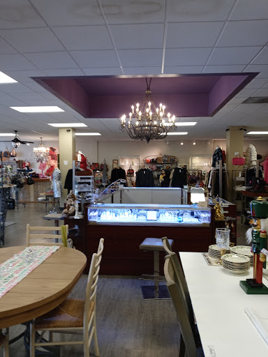 Consignment Shop «Carousel Consignments», reviews and photos, 8405 Sudley Rd, Manassas, VA 20109, USA