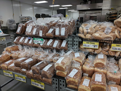 Shopping Mall «Timberhill Shopping Center», reviews and photos, 2359 NW Kings Blvd, Corvallis, OR 97330, USA