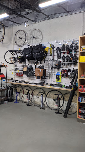 Used Bicycle Shop «Community Bikes», reviews and photos, 405 Avon St, Charlottesville, VA 22902, USA