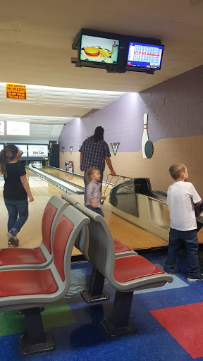 Bowling Alley «Fun Time Bowling II», reviews and photos, 804 W Commerce St, Lewisburg, TN 37091, USA