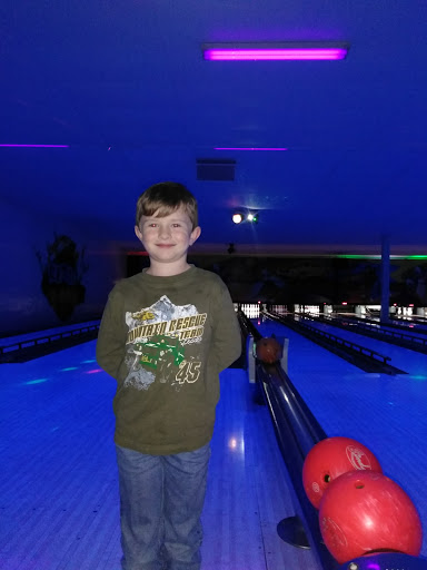 Bowling Alley «Retro Bowl», reviews and photos, 906 Liberty Dr, Liberty, MO 64068, USA