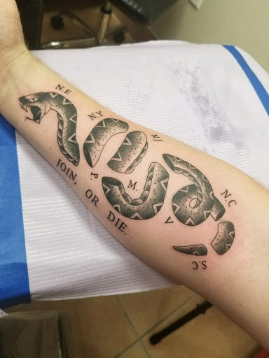 Tattoo Shop «Island Ink Tattoo», reviews and photos, 1215 Miracle Strip Pkwy SE, Fort Walton Beach, FL 32548, USA