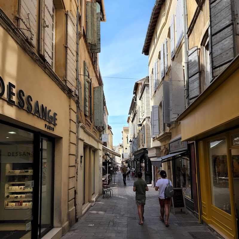 Dessange Arles
