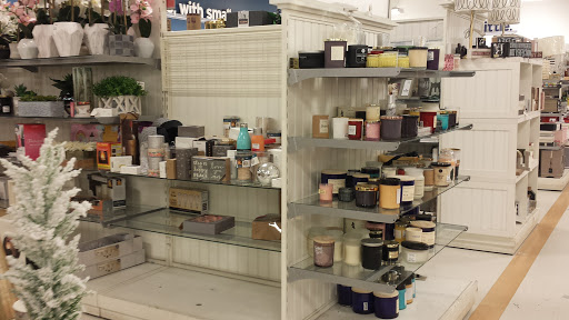 Shopping Mall «Riverside Plaza», reviews and photos, 3639 Riverside Plaza Dr, Riverside, CA 92506, USA