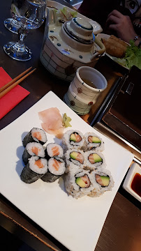 California roll du Restaurant japonais Asahi Sushi & Barbecue à Courbevoie - n°9