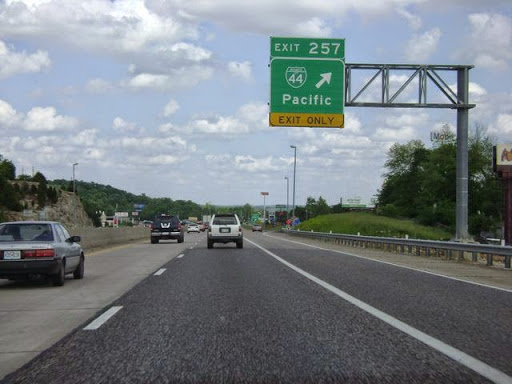 Auto Repair Shop «Dave Sinclair Chrysler Dodge Jeep Ram», reviews and photos, 2326 W Osage St, Pacific, MO 63069, USA