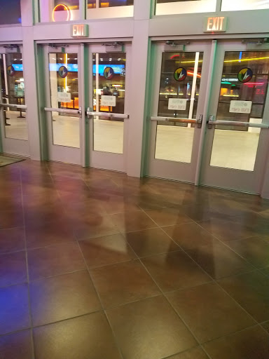 Movie Theater «Regal Cinemas Nanuet 12 & RPX», reviews and photos, 6201 Fashion Dr, Nanuet, NY 10954, USA