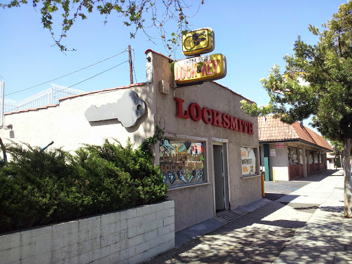 Locksmith «California Lock & Safe», reviews and photos, 5718 York Blvd, Los Angeles, CA 90042, USA