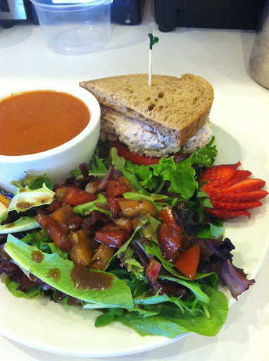 Breakfast Restaurant «Truly Scrumptious», reviews and photos, 7205 Estero Blvd, Fort Myers Beach, FL 33931, USA