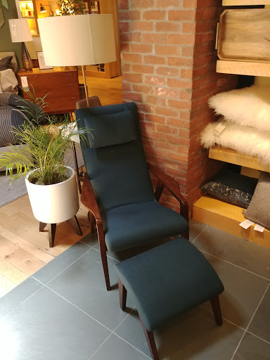 Furniture Store «west elm», reviews and photos, 5602 Bay St, Emeryville, CA 94608, USA