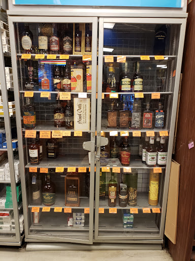 Liquor Store «Stadium Liquor Store», reviews and photos, 319 W 4th St, Covington, KY 41011, USA