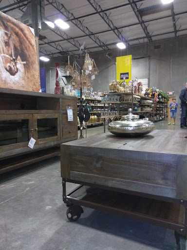 Furniture Store «101 & Ludlow Goodwill Redesign Store & Donation Center», reviews and photos, 8679 W Ludlow Dr Suite 5, Peoria, AZ 85381, USA