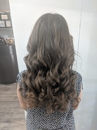 Hair Salon «Essence Salon», reviews and photos, 826 W Dana St, Mountain View, CA 94041, USA