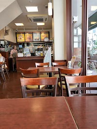 モスバーガー山形七日町店