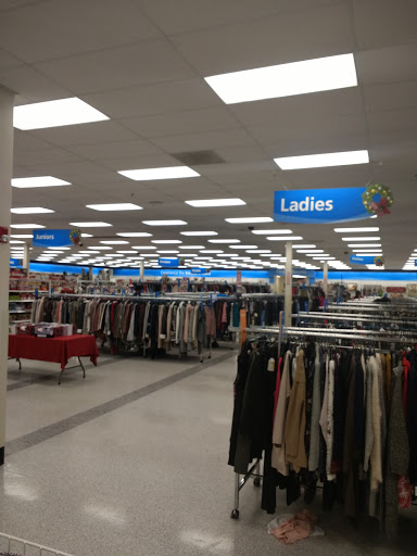 Clothing Store «Ross Dress for Less», reviews and photos, 11720 Medlock Bridge Rd, Johns Creek, GA 30097, USA