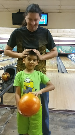 Bowling Alley «Sunset Bowling Lanes», reviews and photos, 1304 TX-123, San Marcos, TX 78666, USA