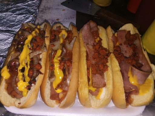 Hot dogs y hamburguesas 