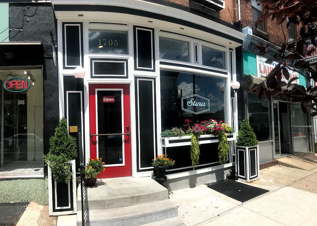 Stina Pizzeria 19145