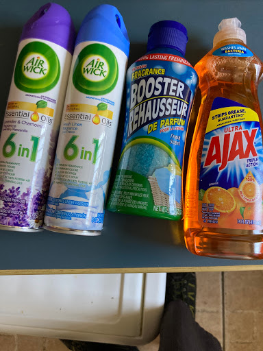 Dollar Store «Dollar Tree», reviews and photos, 2160 N Garey Ave, Pomona, CA 91767, USA