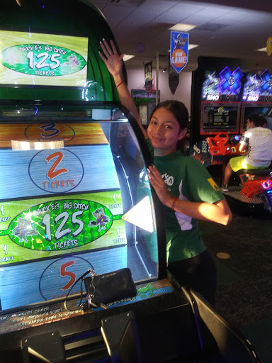 Shopping Mall «Bell Shopping Center», reviews and photos, 5029 E Florence Ave, Bell, CA 90201, USA