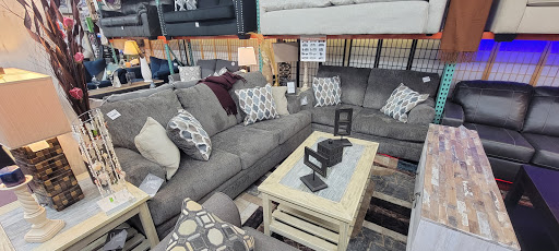 Furniture Store «Milwaukee Furniture of Chicago», reviews and photos, 1341 N Milwaukee Ave, Chicago, IL 60642, USA