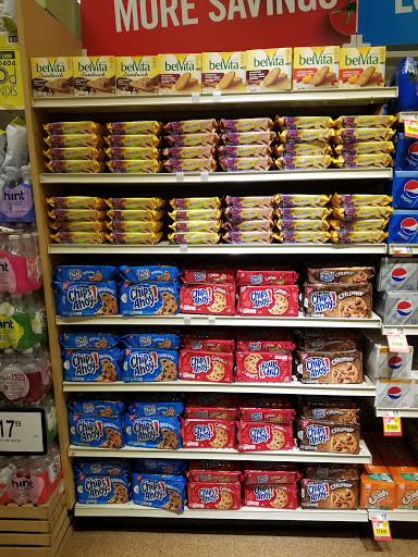 Grocery Store «Giant Food Stores», reviews and photos, 1550 N Main St, Dickson City, PA 18447, USA