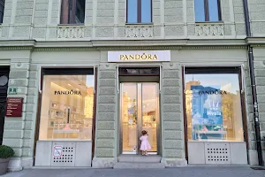 Pandora image