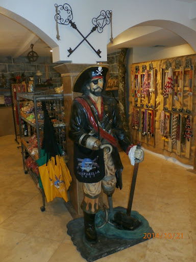 South Tampa Trading Co, 1916 S Dale Mabry Hwy, Tampa, FL 33629, USA, 