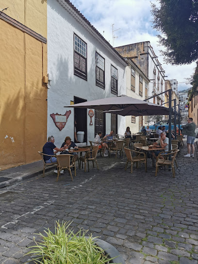 Restaurante Tierra de Campos - Plaza de la Constitucion, 2, 38430 Icod de los Vinos, Santa Cruz de Tenerife, Spain