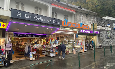 À l’Améthyste à Lourdes