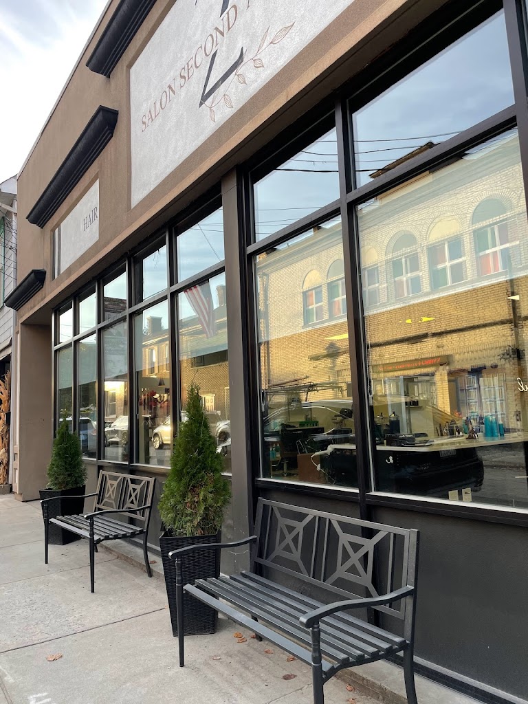 Salon Second Avenue 15037