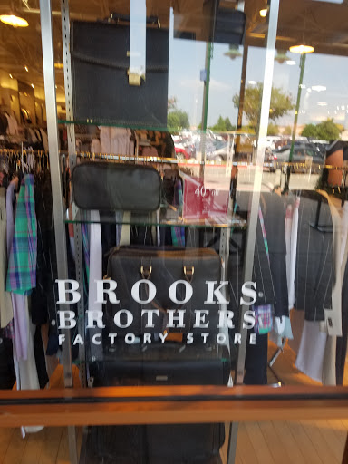Clothing Store «Brooks Brothers Factory Outlet», reviews and photos, 820 W Stacy Rd, Allen, TX 75013, USA