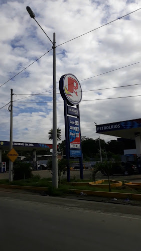 Gasolinera Los Bizarros - Gasolinera
