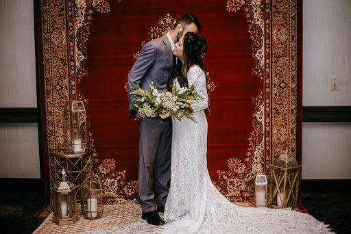 Bridal Shop «A Closet Full of Dresses», reviews and photos, 1249 N Greenfield Rd, Mesa, AZ 85205, USA