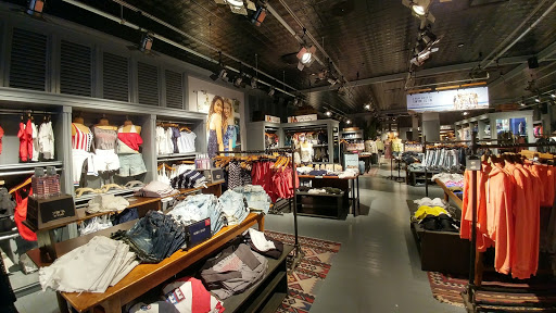 Clothing Store «Hollister Co.», reviews and photos, 301 Mt Hope Ave, Rockaway, NJ 07866, USA