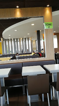 Atmosphère du Restauration rapide McDonald's à Cavignac - n°6