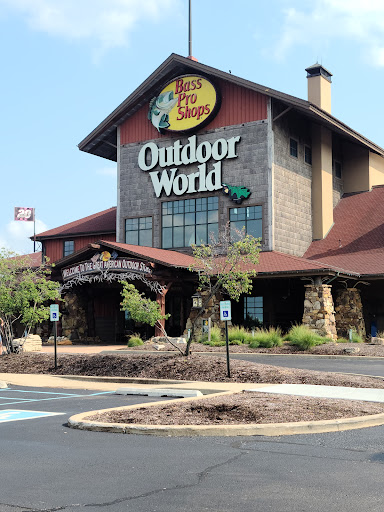 Sporting Goods Store «Bass Pro Shops», reviews and photos, 6425 Daniel Burnham Dr, Portage, IN 46368, USA