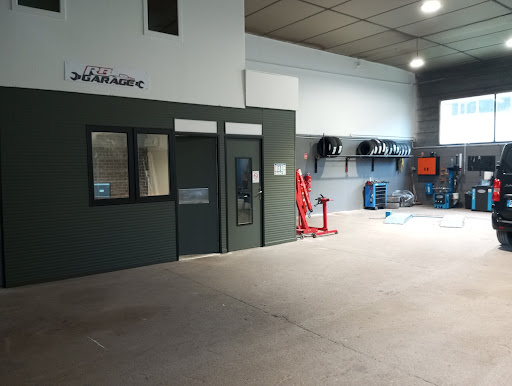 Photo 5 - GARAGE CHAMPION