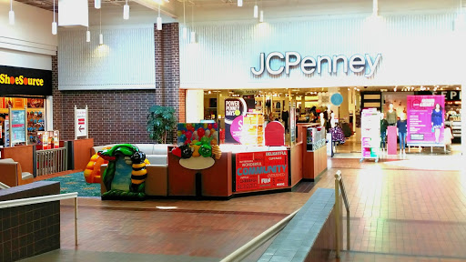 Shopping Mall «North Grand Mall», reviews and photos, 2801 Grand Ave, Ames, IA 50010, USA