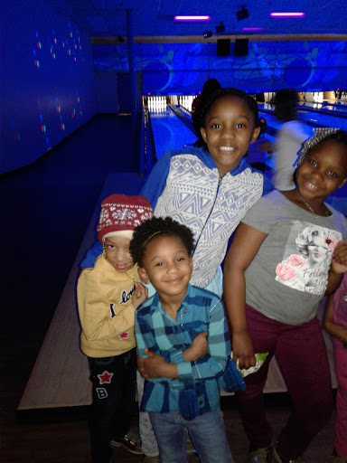 Bowling Alley «Eastbury Bowling Center», reviews and photos, 3000 Atlantic Blvd NE A, Canton, OH 44705, USA