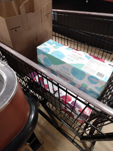 Supermarket «Giant Eagle Supermarket», reviews and photos, 7939 Day Dr, Cleveland, OH 44129, USA