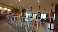 Atmosphère du Restaurant KFC Flins à Flins-sur-Seine - n°8