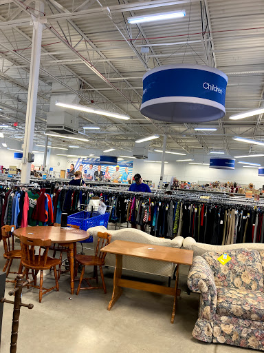 Thrift Store «Goodwill Industries of Greater Cleveland & East Central Ohio», reviews and photos, 16160 Pearl Rd, Strongsville, OH 44136, USA