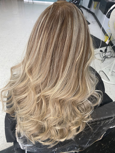 Beauty Salon «Tres Latinas Beauty Salon», reviews and photos, 788 Normandy St, Houston, TX 77015, USA