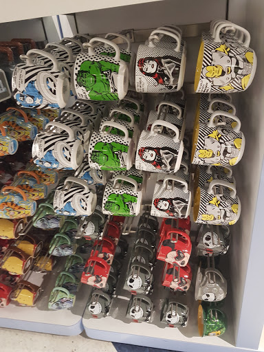 Toy Store «Disney Store», reviews and photos, 18521 Outlet Blvd, Chesterfield, MO 63005, USA