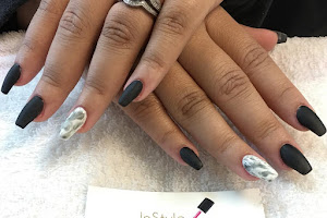 iNStyle Nails and Spa