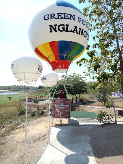 NGLANGON LESTARI camp